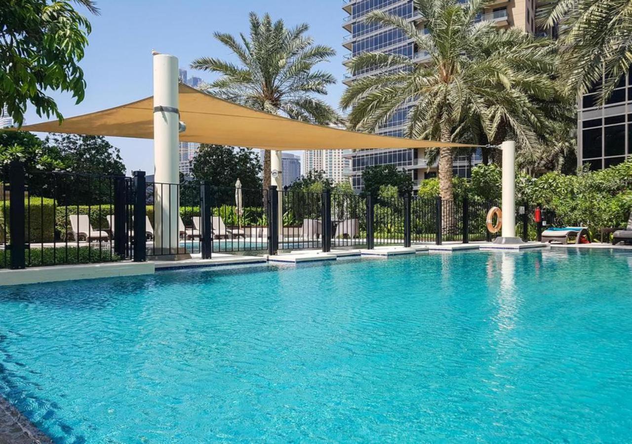 Nasma Luxury Stays - Fantastic Burj Khalifa View From This Fancy Condo Dubai Eksteriør billede