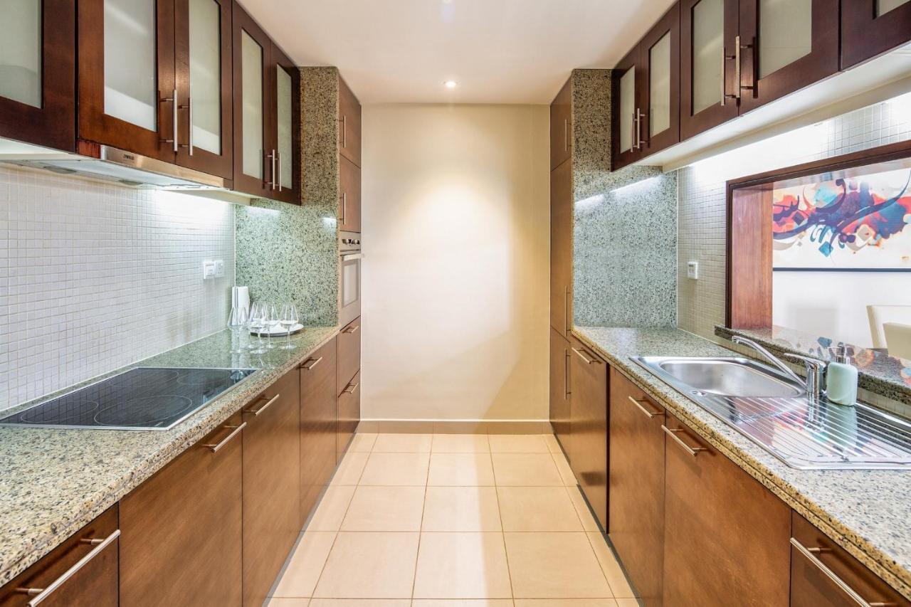 Nasma Luxury Stays - Fantastic Burj Khalifa View From This Fancy Condo Dubai Eksteriør billede