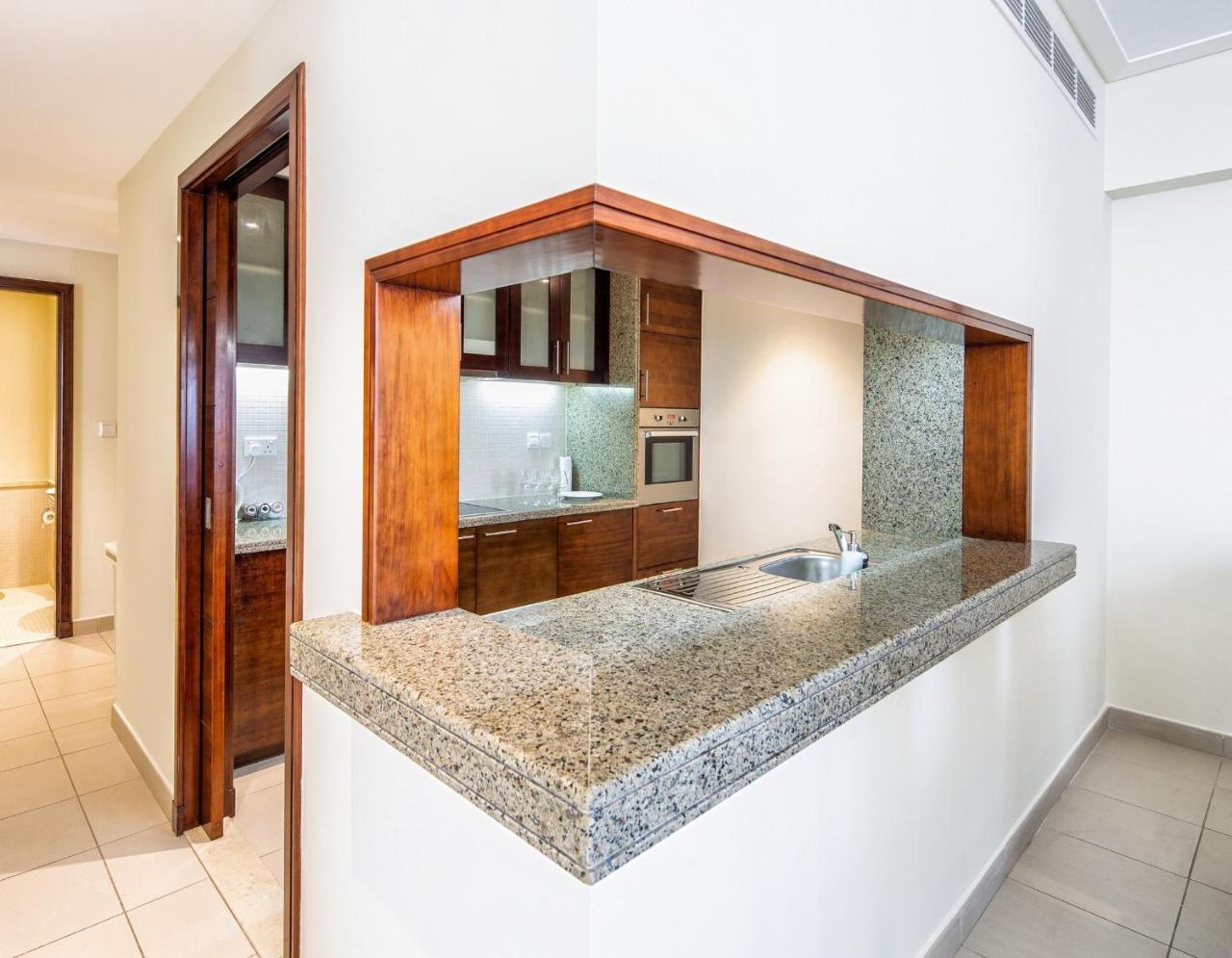 Nasma Luxury Stays - Fantastic Burj Khalifa View From This Fancy Condo Dubai Eksteriør billede